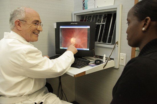 Cataract Surgery NYC | Eye Specialist | Dr. Schottenstein