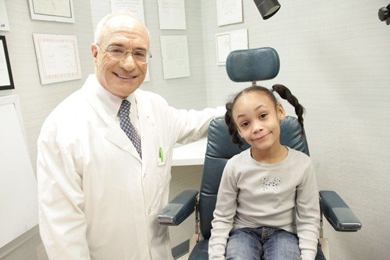 Cataract Surgery NYC | Eye Specialist | Dr. Schottenstein